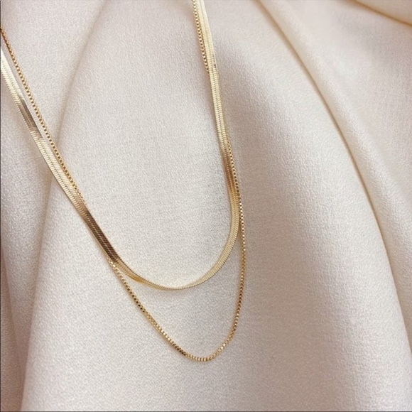 NEW 18K GOLD DOUBLE LAYER CHAIN NECKLACE - Picture 7 of 7